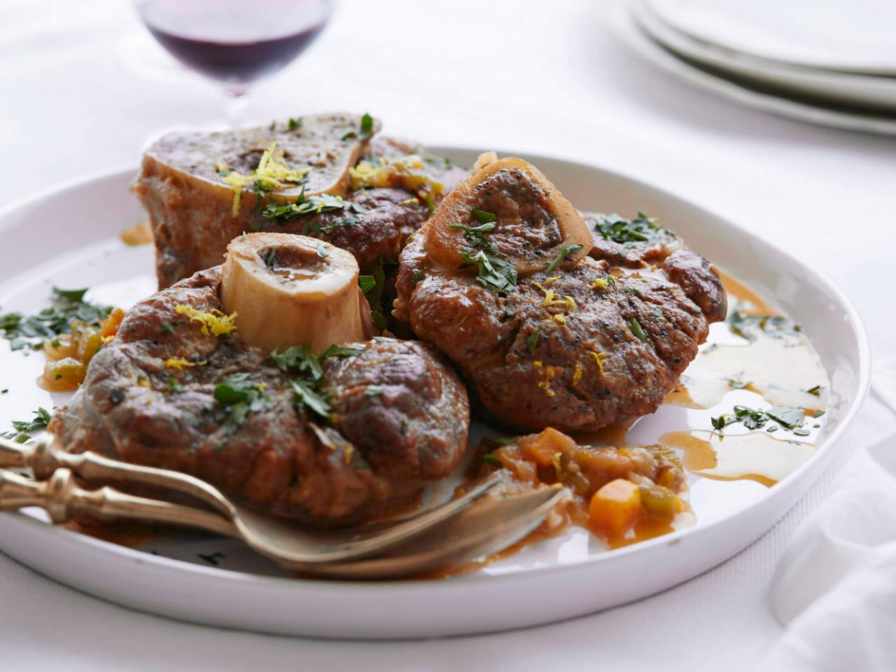 italiancooking_ossobucco.jpg.rend.hgtvcom.1280.960